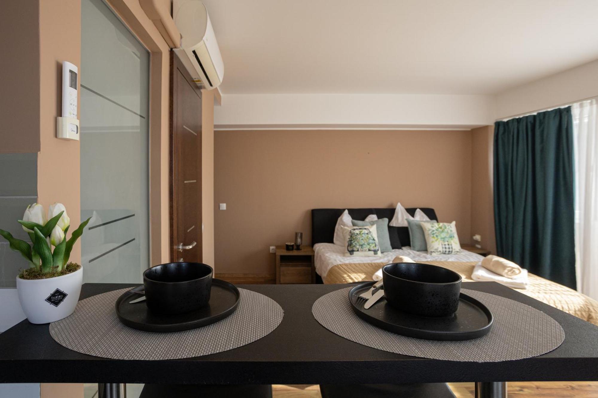 Hellowine Apartman II Eger Exterior photo